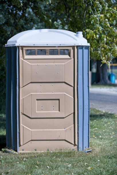 Portable Toilet Options We Offer in Sterling, AK